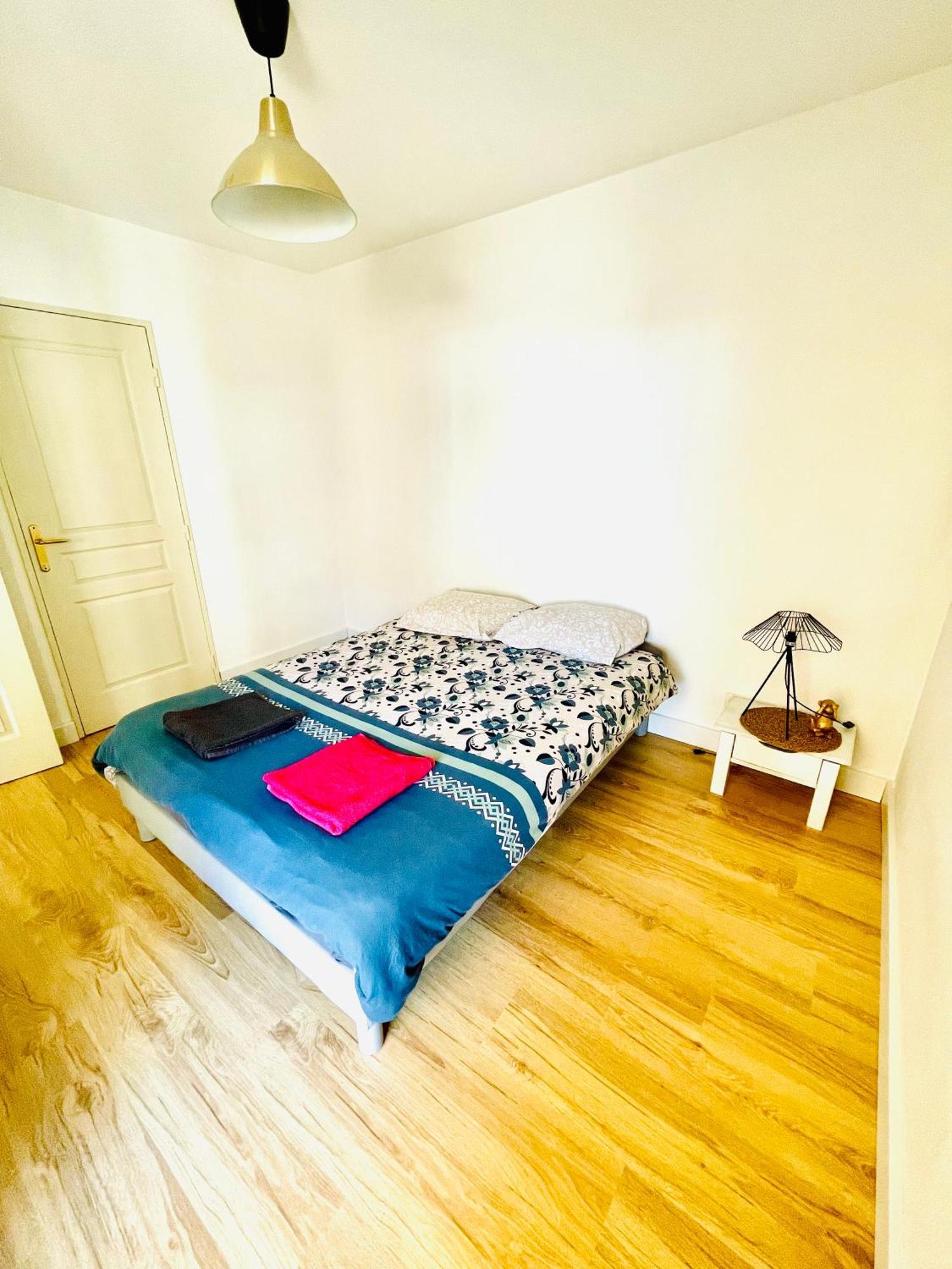 Appartement Avec Place De Parking Et Piscine Villefranche-sur-Saône Buitenkant foto